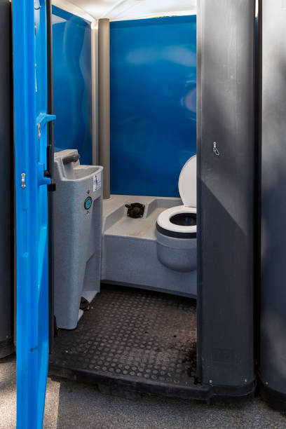 Best Portable restroom trailer rental  in Polo, IL